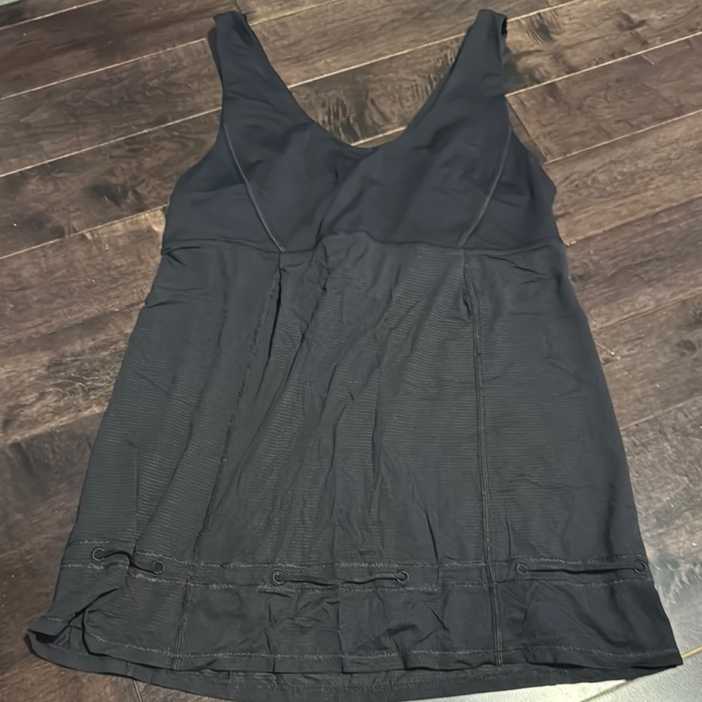 LULULEMON  Top Tank Size 6 TAME ME ELEVATE BLACK YOGA Size 8